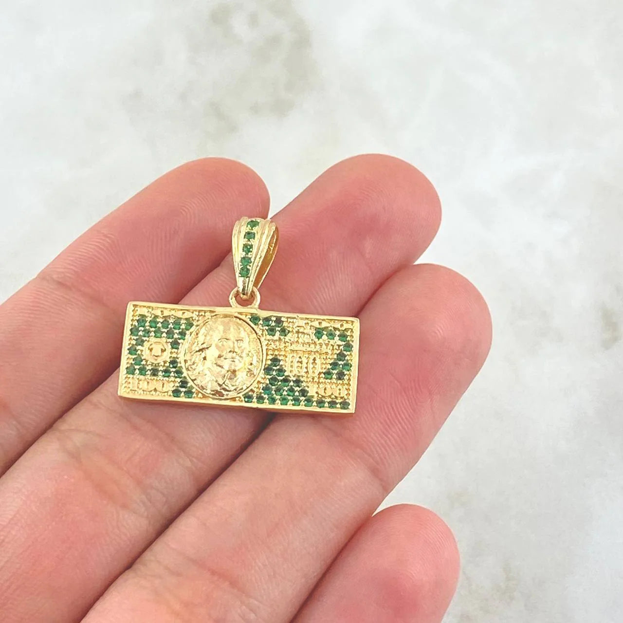 Pendant One Hundred Dollars 3.5 g / 1 1/2 in Yellow Gold 18K