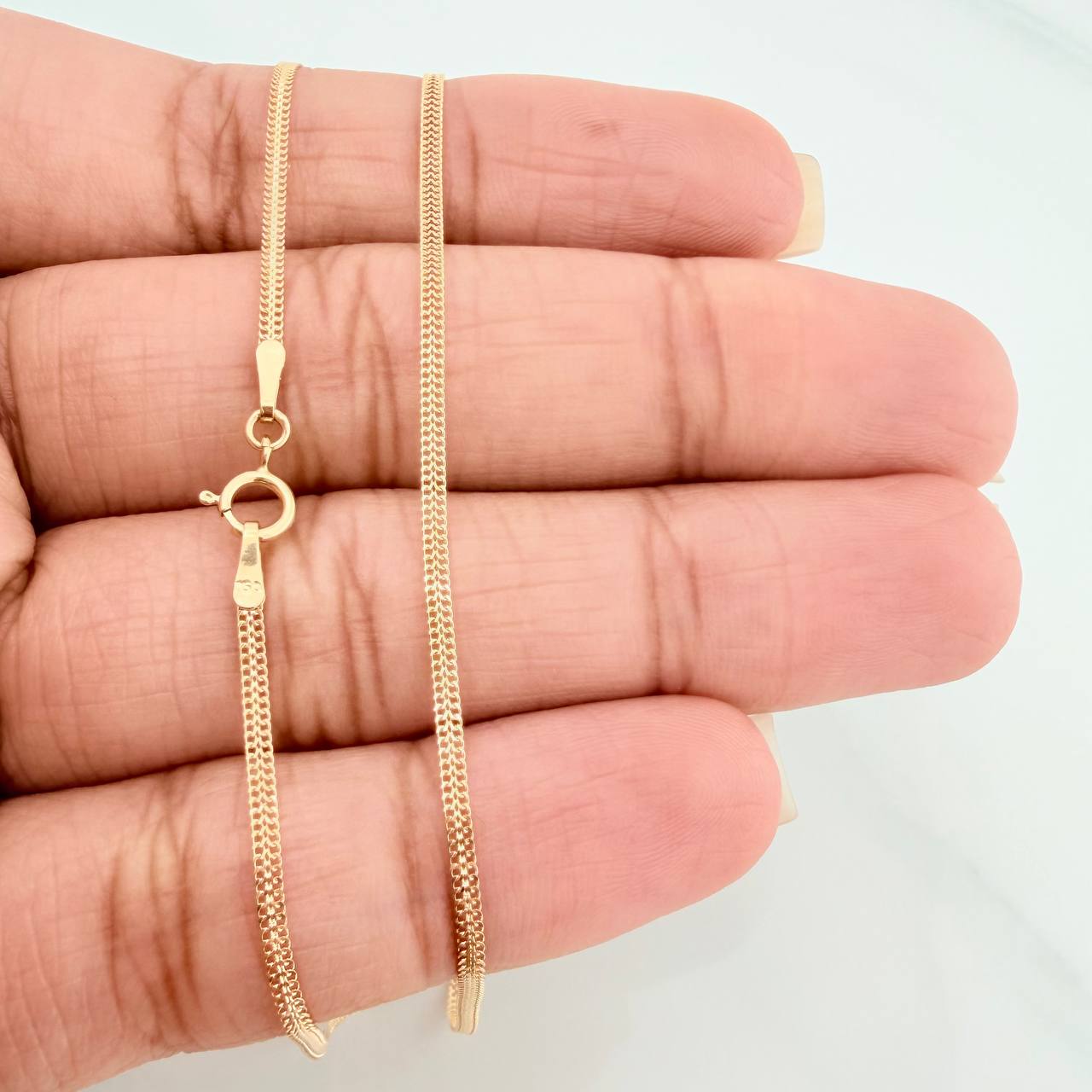 Cadena Sedusa 1.4gr / 15 3/4 in / 1.24mm Oro Amarillo +3 18K %