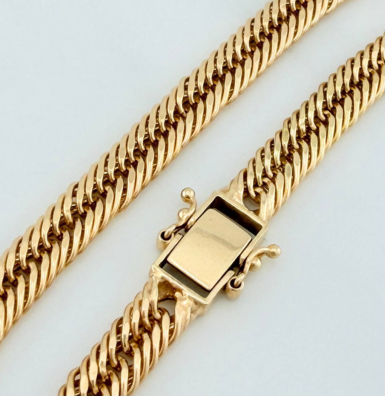 Pulso Cubano Reticulado 5.65gr / 8 in / 4.36mm Oro Amarillo +3 18K %