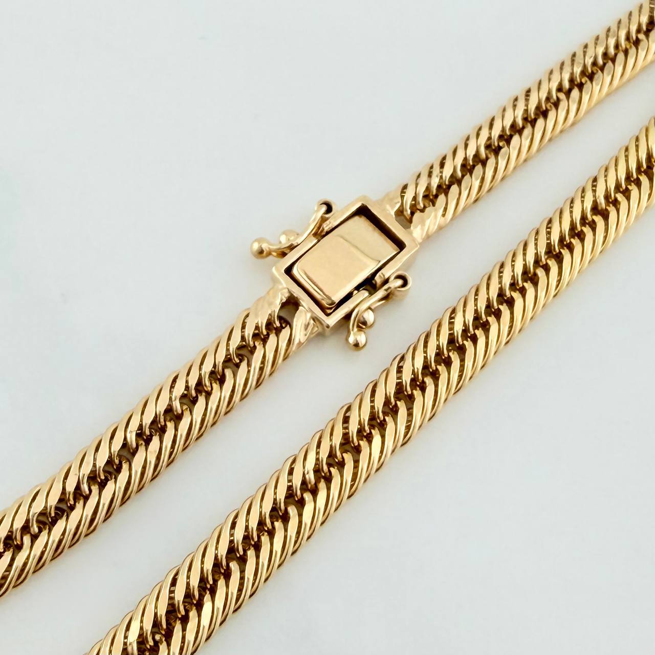 Pulso Cubano Reticulado 5.7gr / 8 in / 4.81mm Oro Amarillo +3 18K $