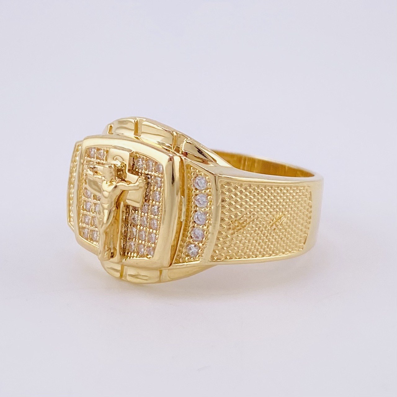 Anillo Cristo 7.85g / T8 3/4 Oro Amarillo 18K