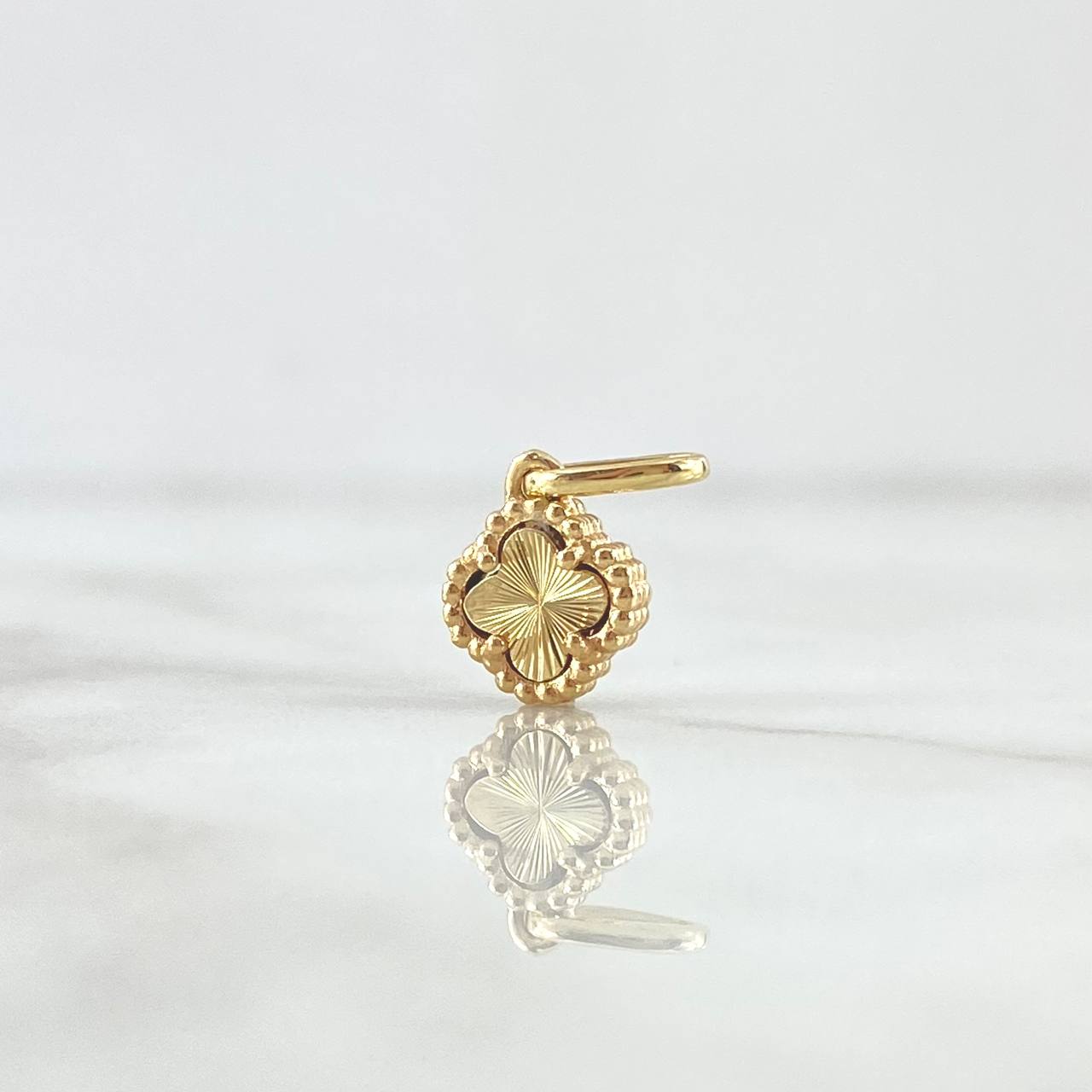 Dije Trebol 1gr / 3/4 in / Oro Amarillo Nac.Esp. 18K !