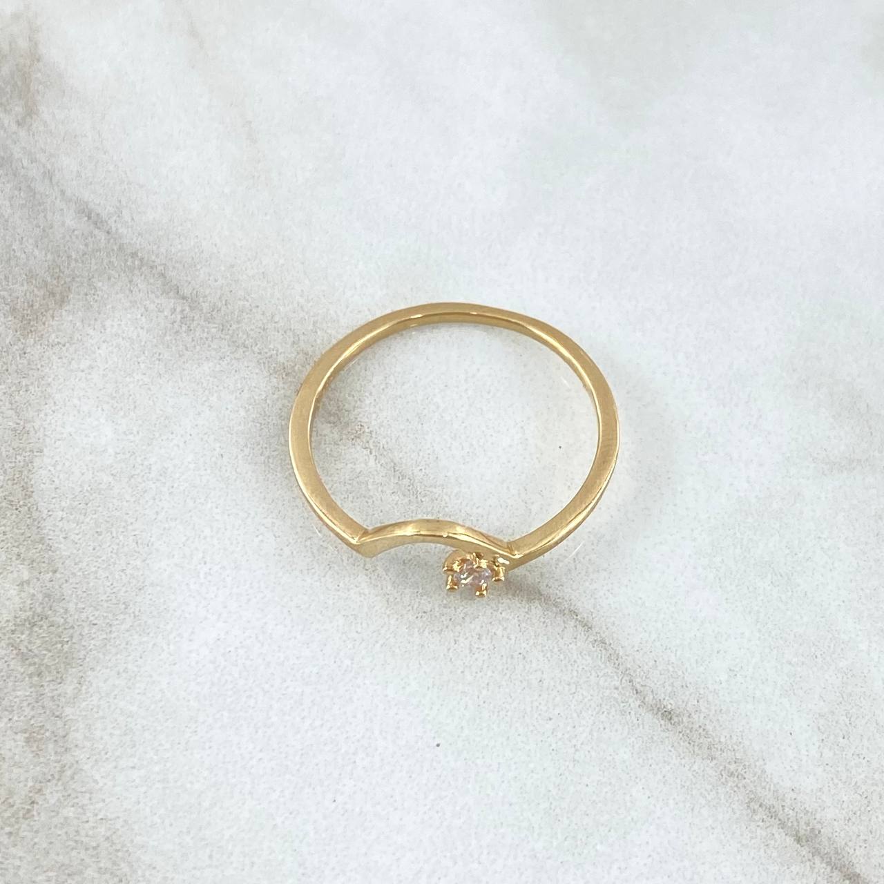 Half Curve Ring 1.3gr / T5 1/4 / White Zircon Yellow Gold 18K