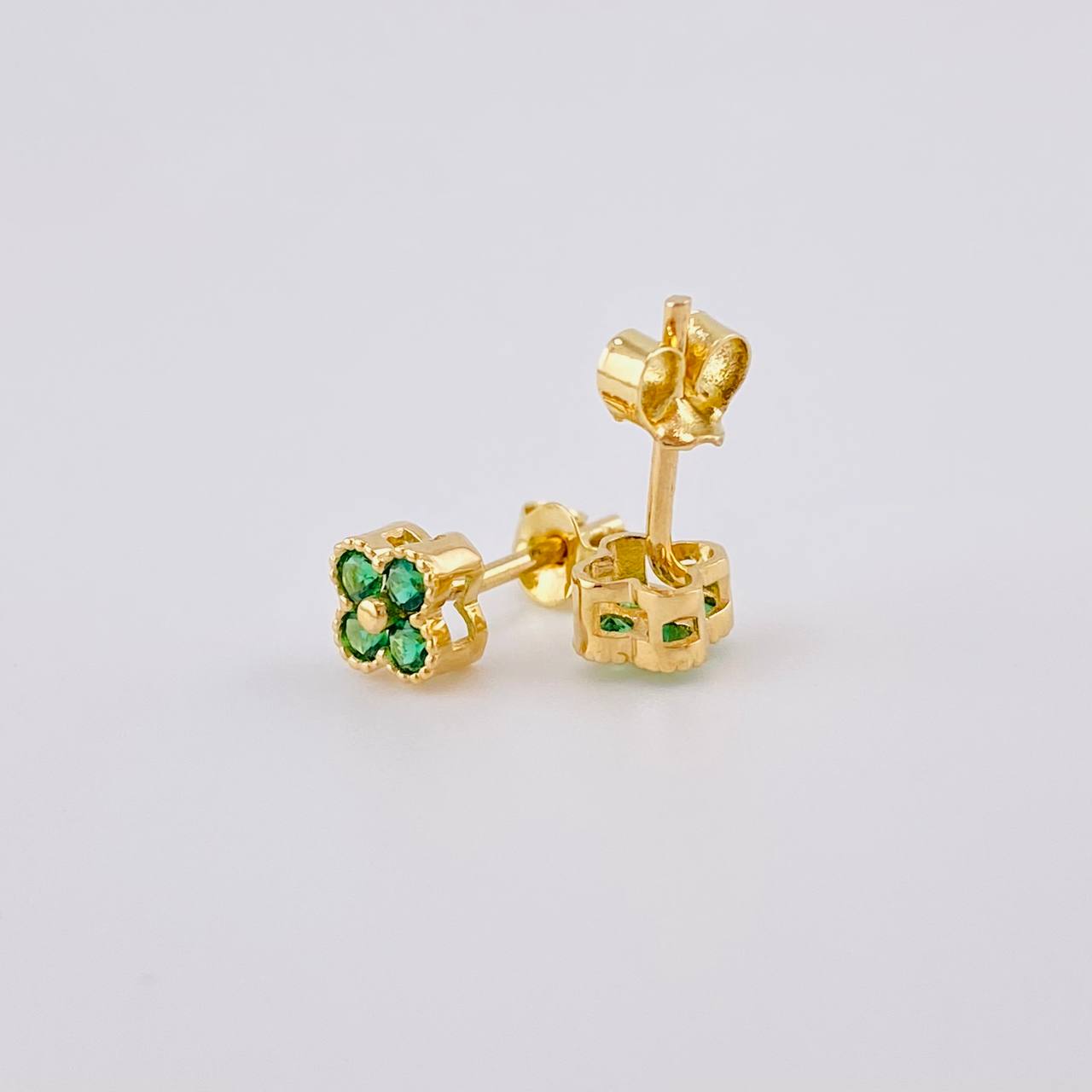 Topos Trebol 1.25g / in / 5mm Oro Amarillo 18K