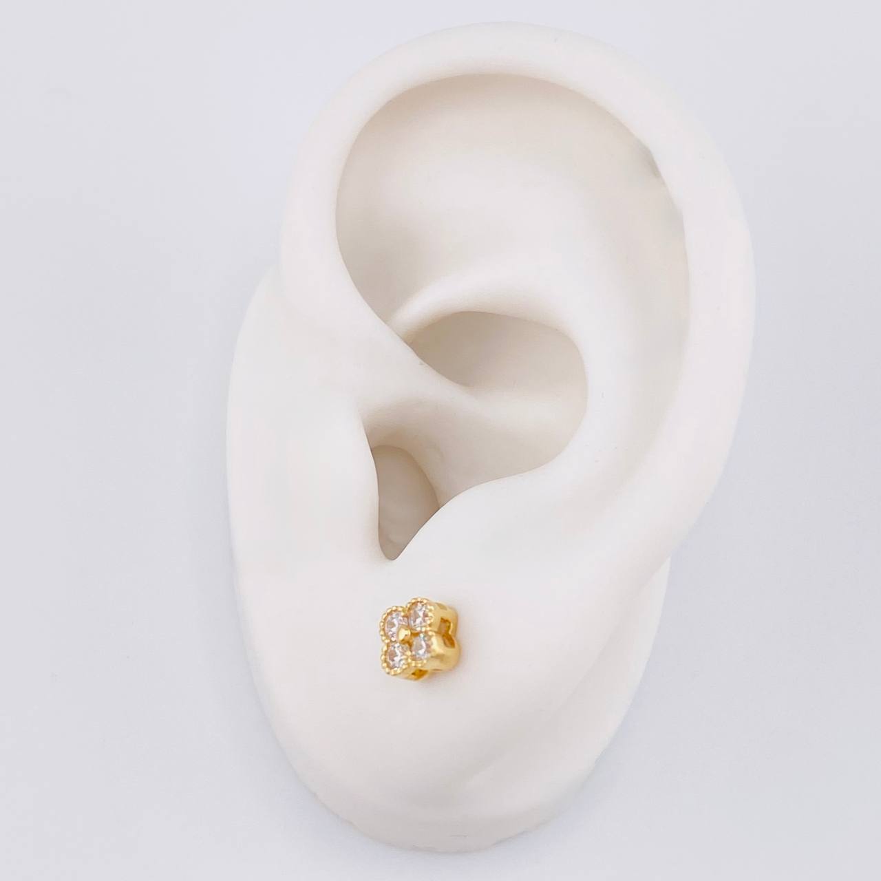 Topos Trebol 1.3g / in / 5mm Oro Amarillo 18K