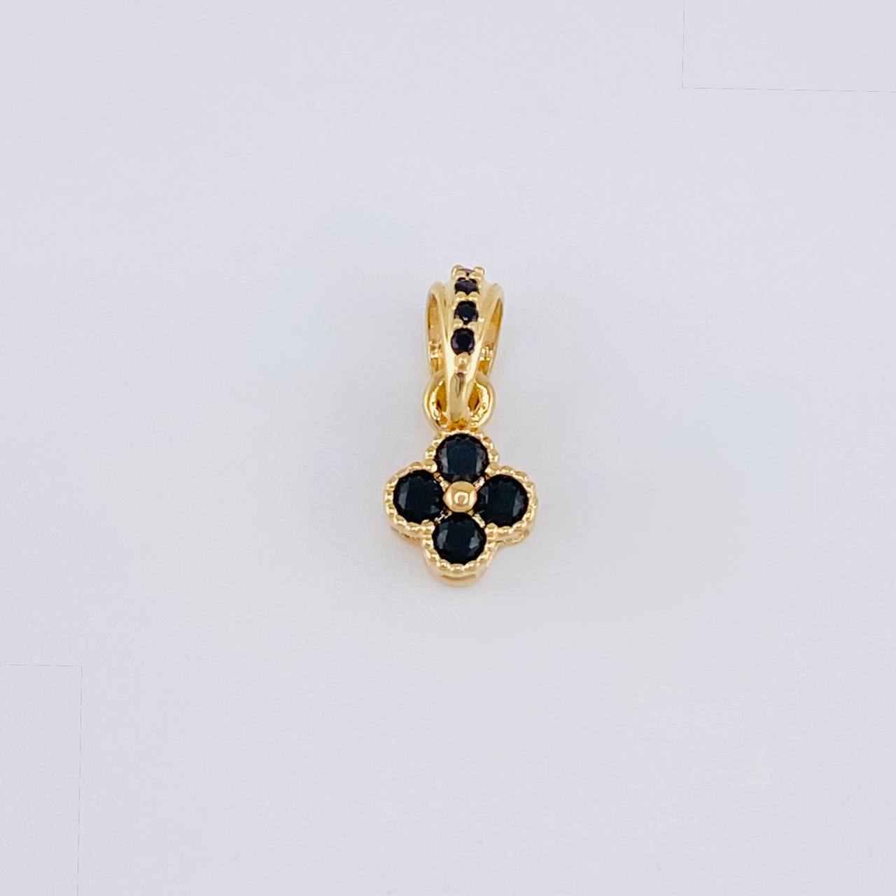 Dije Trebol 0.65g / 1/2 in Oro Amarillo 18K