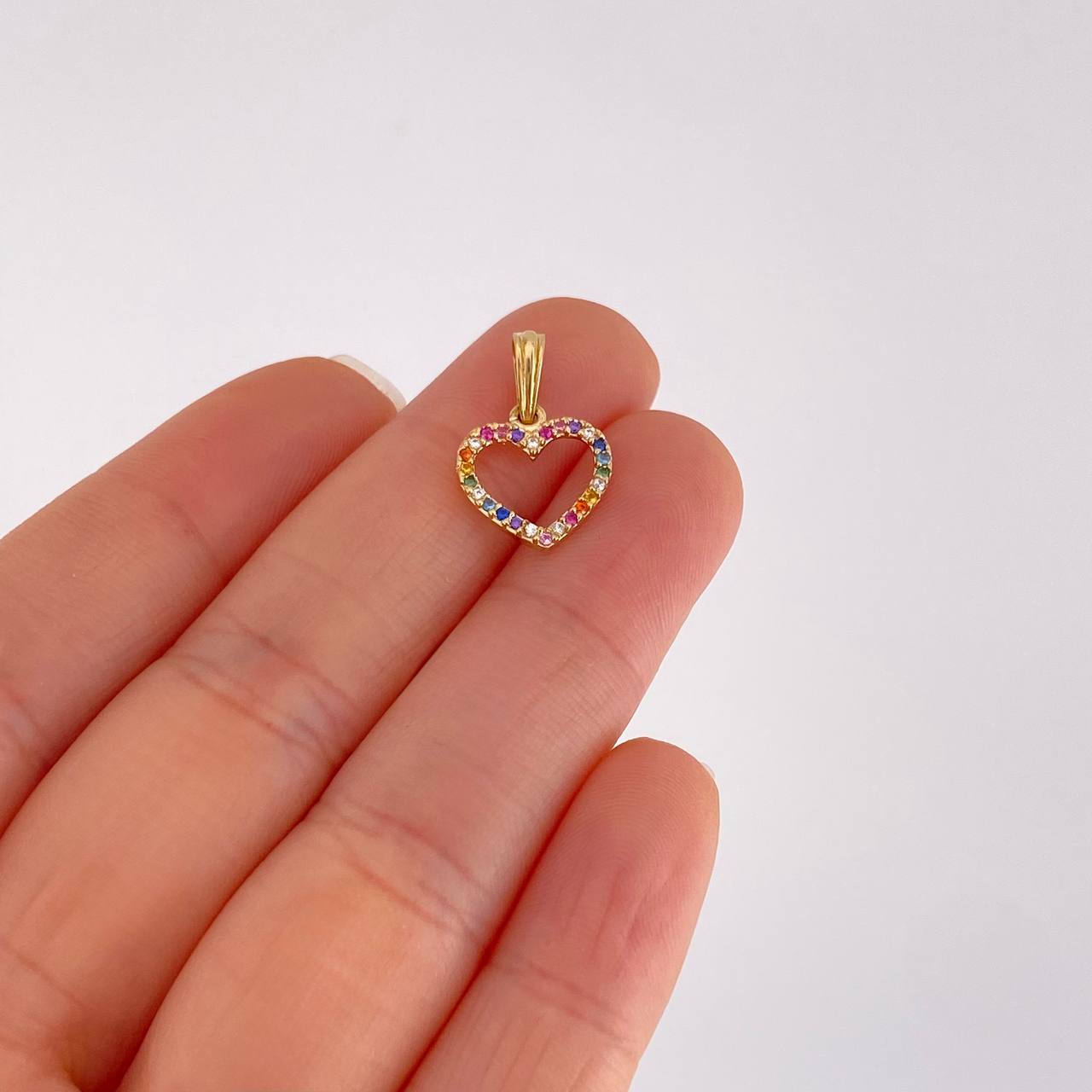 Pendant Heart Silhouette 0.9g / 3/4 in 18K Yellow Gold