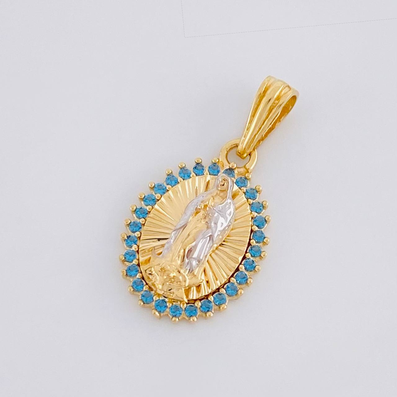 Pendant Virgin of Guadalupe 1.85g / 3/4 in Two-Tone Yellow White 18K Gold