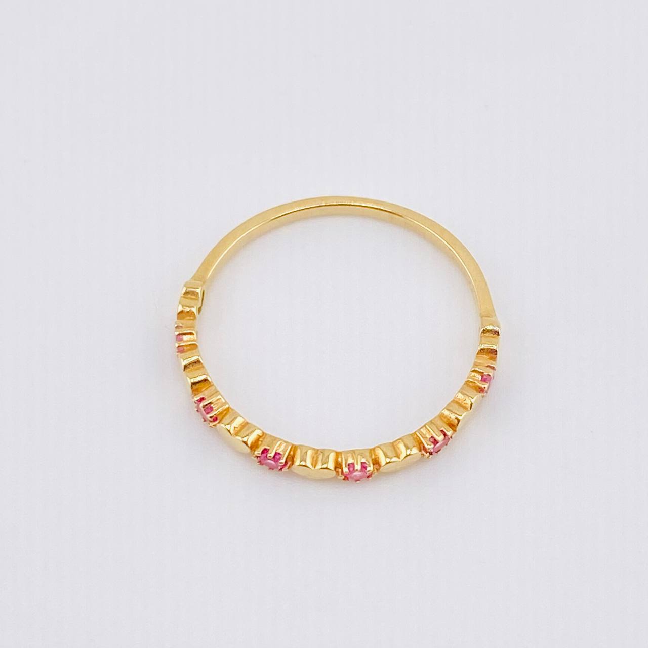 Anillo Corazones Intercalados 1.2gr / T6 3/4 / Oro Amarillo 18K ©