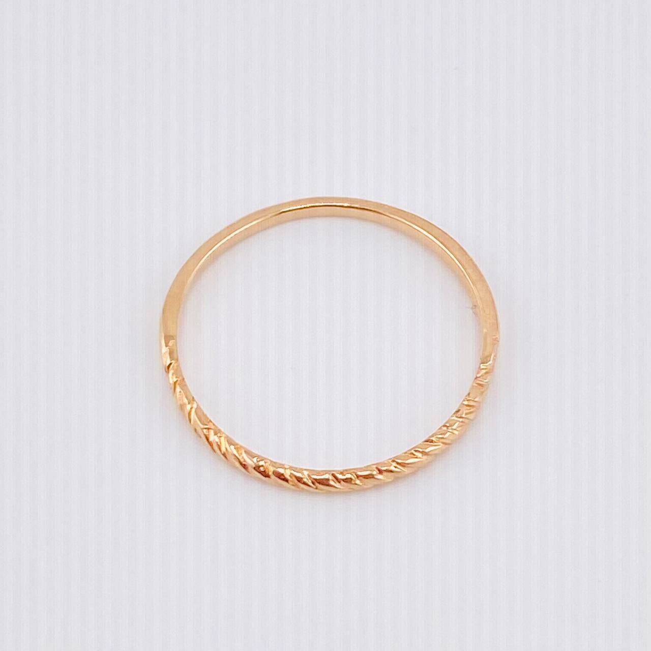 Anillo Entorchado 1gr / T7 1/4 / Oro Rosa 18K ©