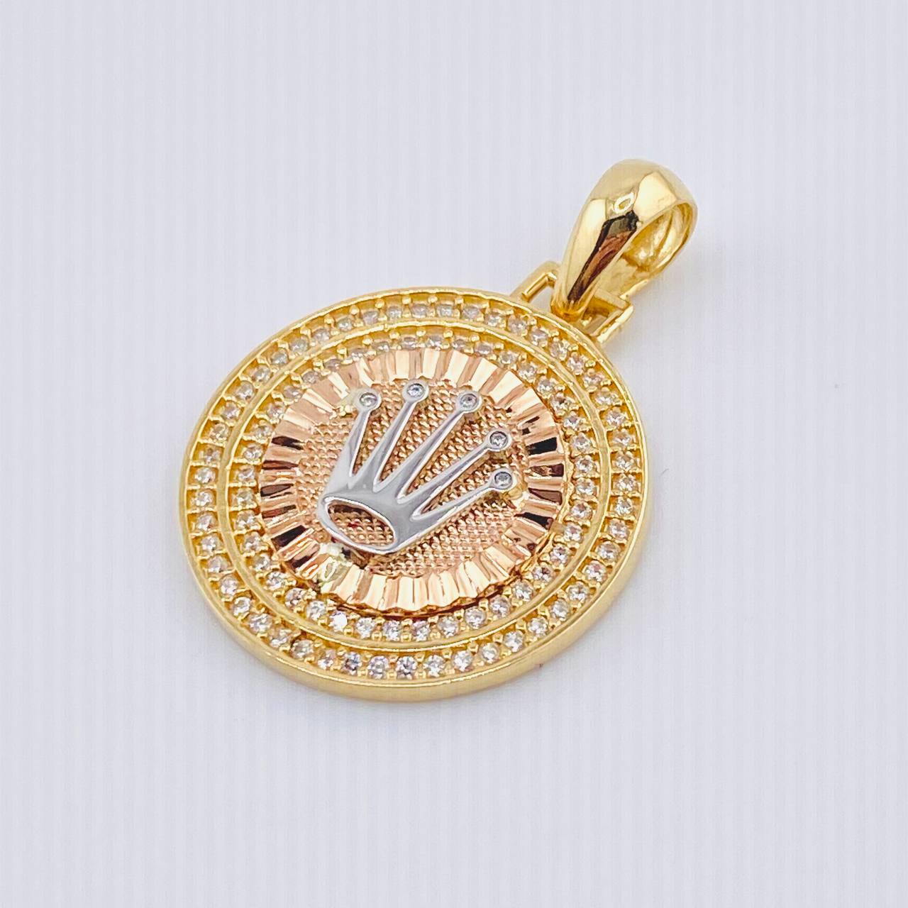 Dije Placa Corona Circular 4.15gr / 1 1/4 in / Tres Oros 18K