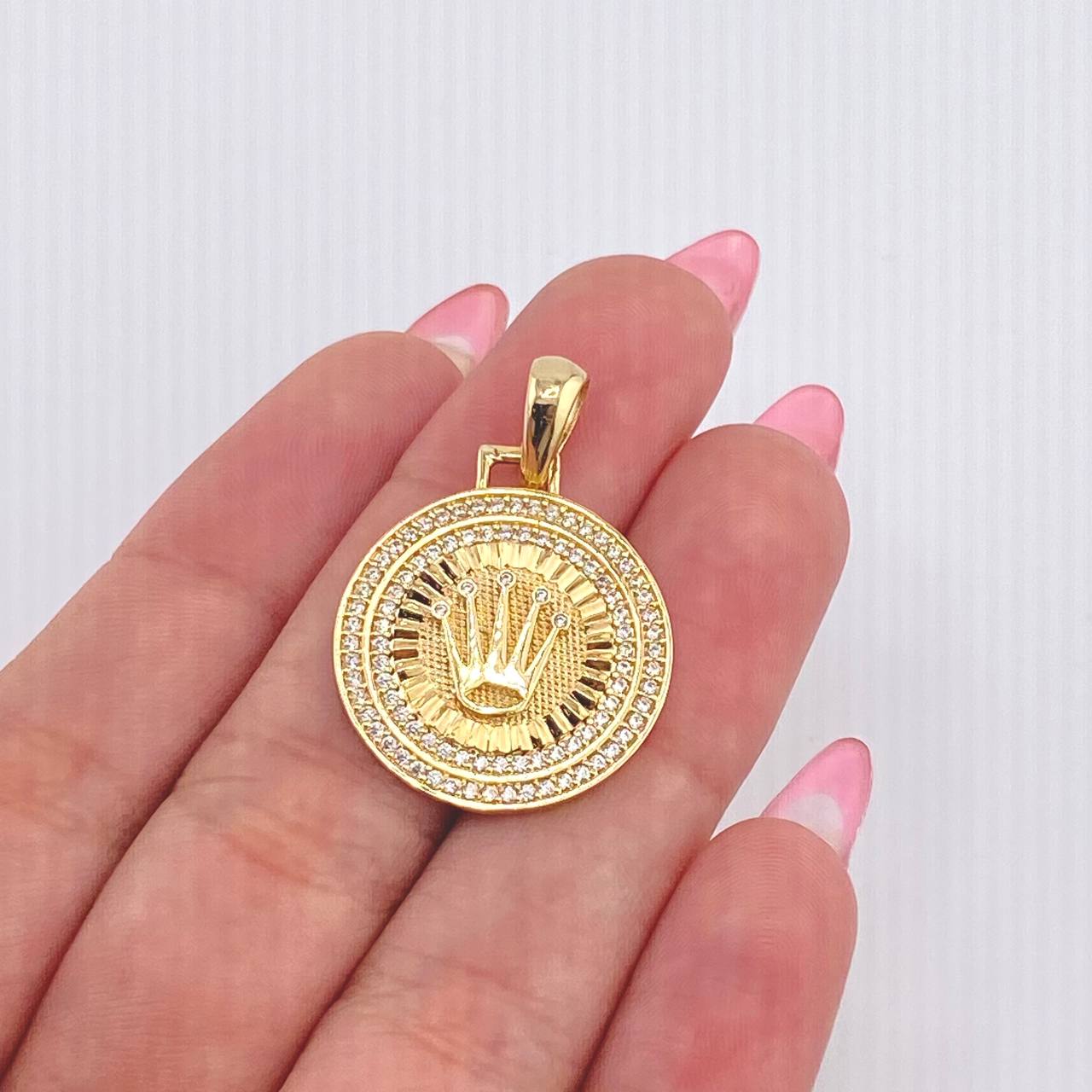 Dije Placa Corona Circular 4.55gr / 1 1/4 in / Oro Amarillo 18K *