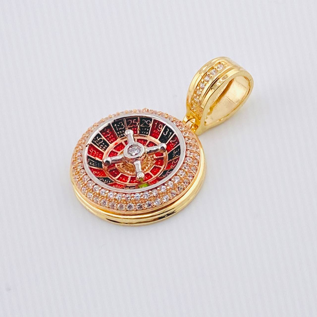 Pendant Mobile Casino Roulette 6.45gr / 1 in / Three Golds 18K *