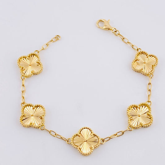 Clover Bracelet Diamond Cut 12.4g / 7 1/2 in / 14mm Yellow Gold 18K