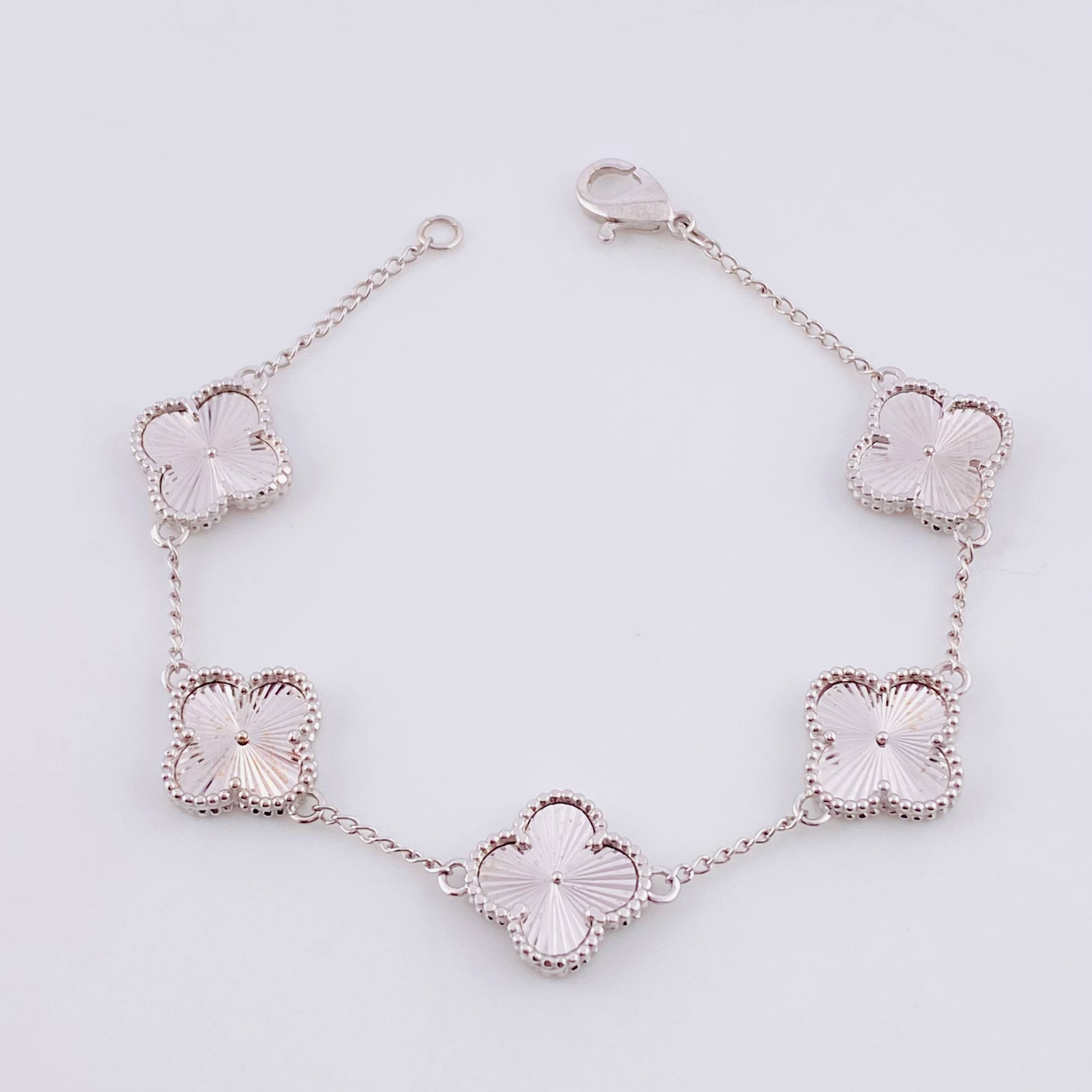Pulso Trebol Diamantado 11.7g / 7 1/2 in / 14.4mm Oro Blanco 18K