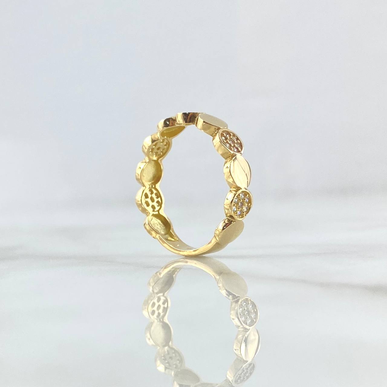 Interlaced Circles Ring 2.85gr / Size 7 / White Zircons 18K Yellow Gold *