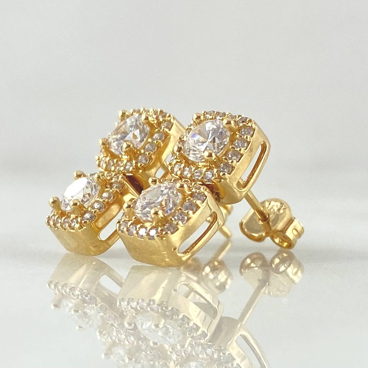 Square Halo Stud Earrings 3.95gr / 1.5cm / 18K Gold ©