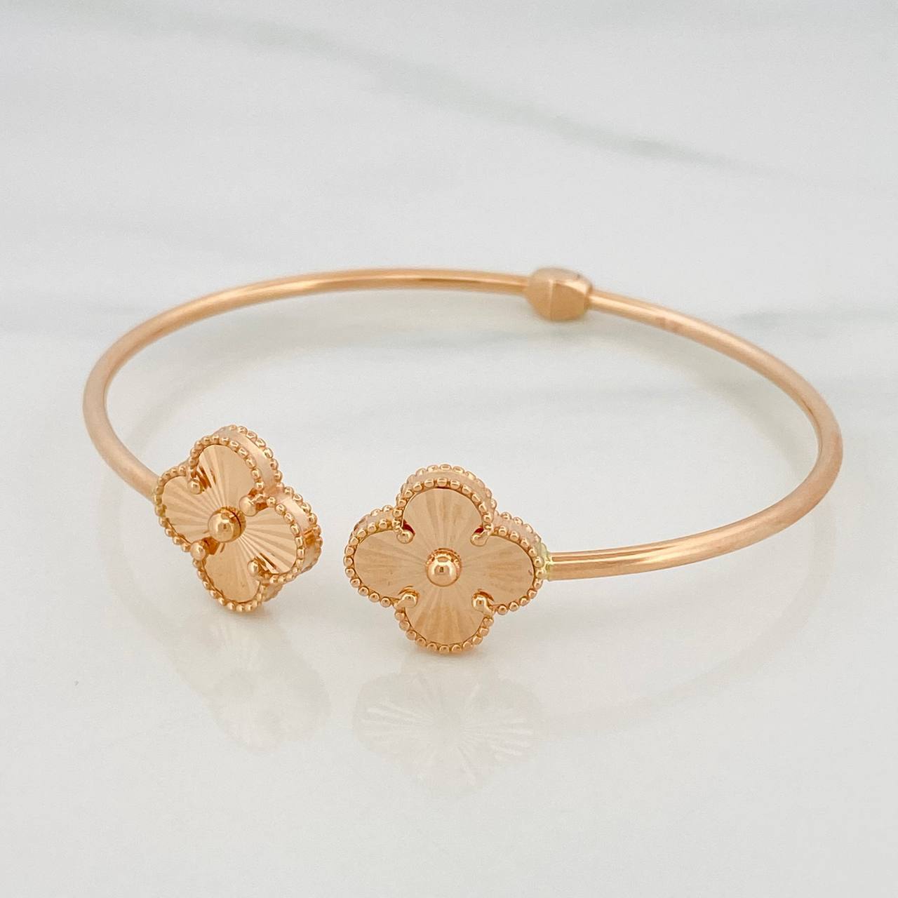 Pulso Aro Trebol 6.75g / 6 3/4 in / 2mm Oro Rosa 18K