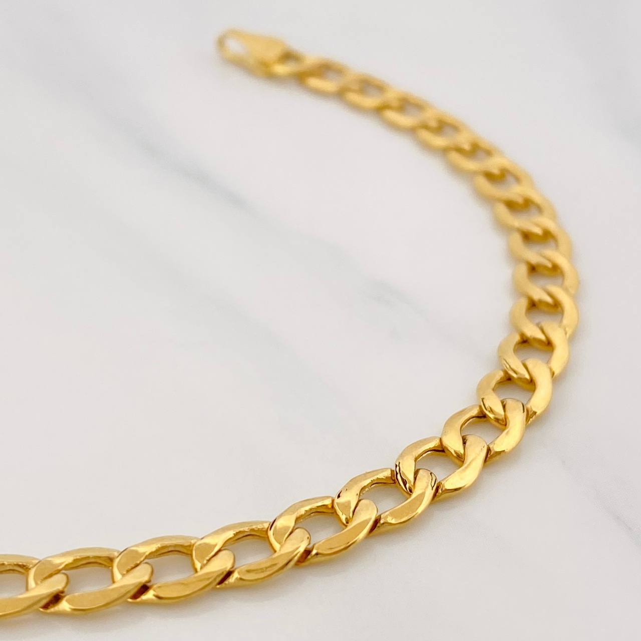Pulso Cubano 4.3g / 7 1/2 in / 5.2mm Oro Amarillo 18K