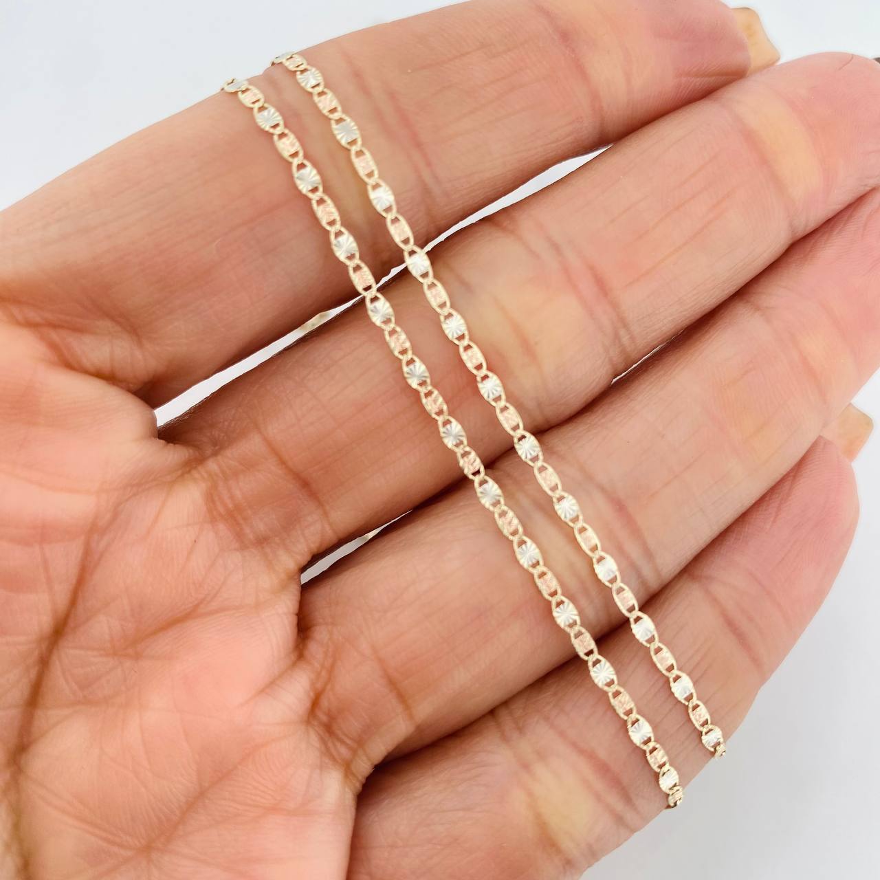Cadena Escalera Plana Diamantada 2.6g / 24 in / 1.67mm Tres Oros 18K