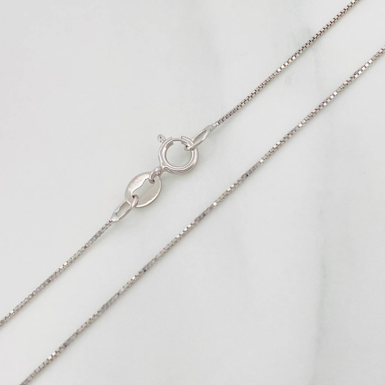 Cadena Veneciana 1.05g / 18 in / 0.46mm Oro Blanco 18K