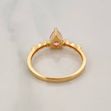 Solitaire Drop Ring 2.1 g / T6 1/2 Yellow Gold 18K
