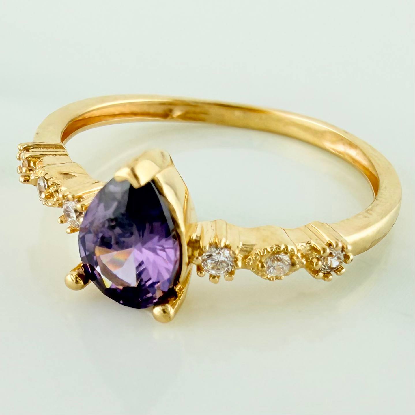 Halo Drop Ring 2.2 g / T7 1/4 18K Yellow Gold