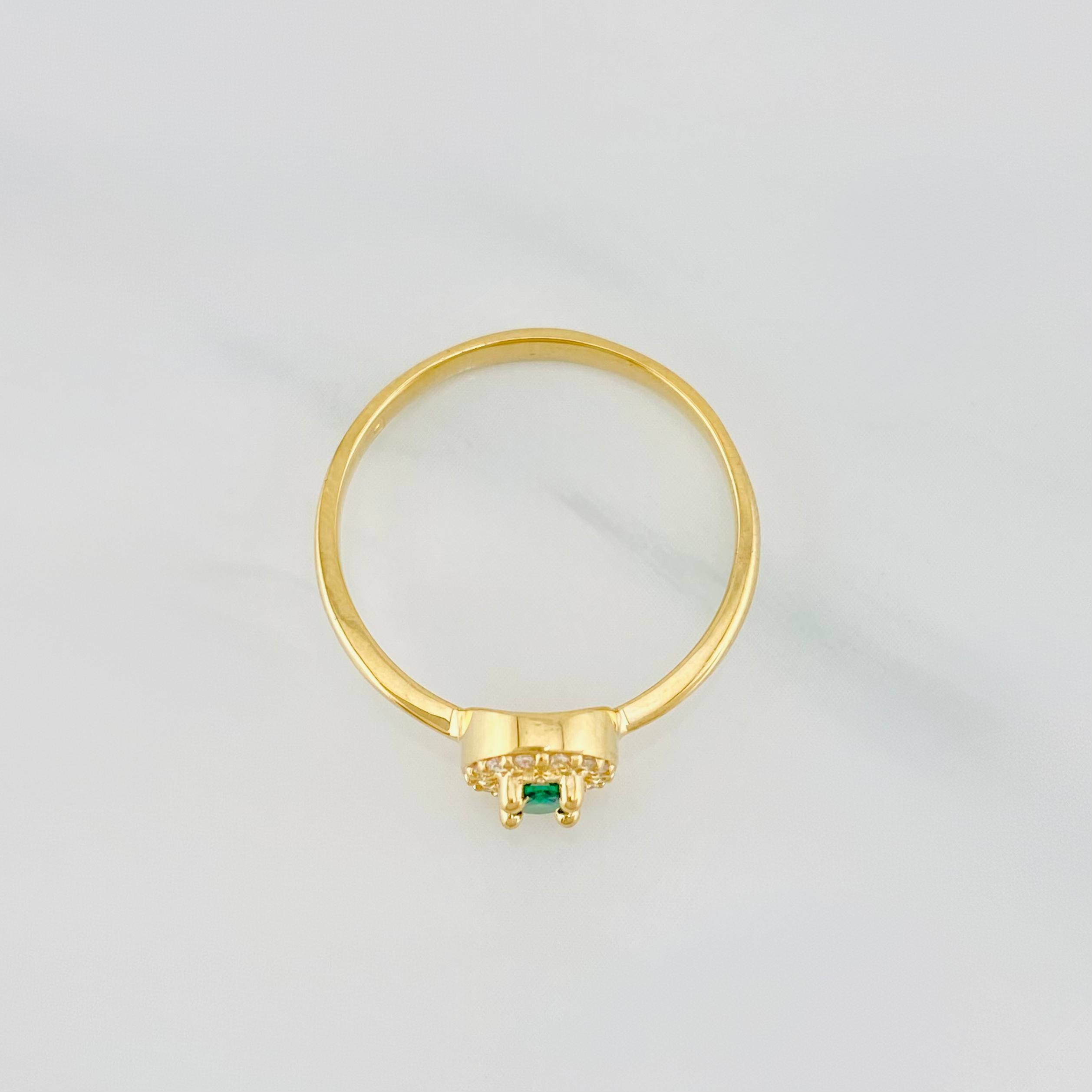 Anillo Halo Ovalado 1.95 g / T7 1/4 Oro Amarillo 18K