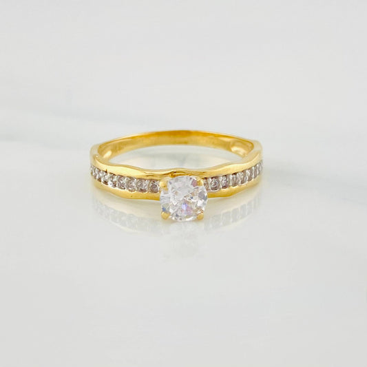 Solitaire Ring Churumbela 1.95 g / T6 Yellow Gold 18K