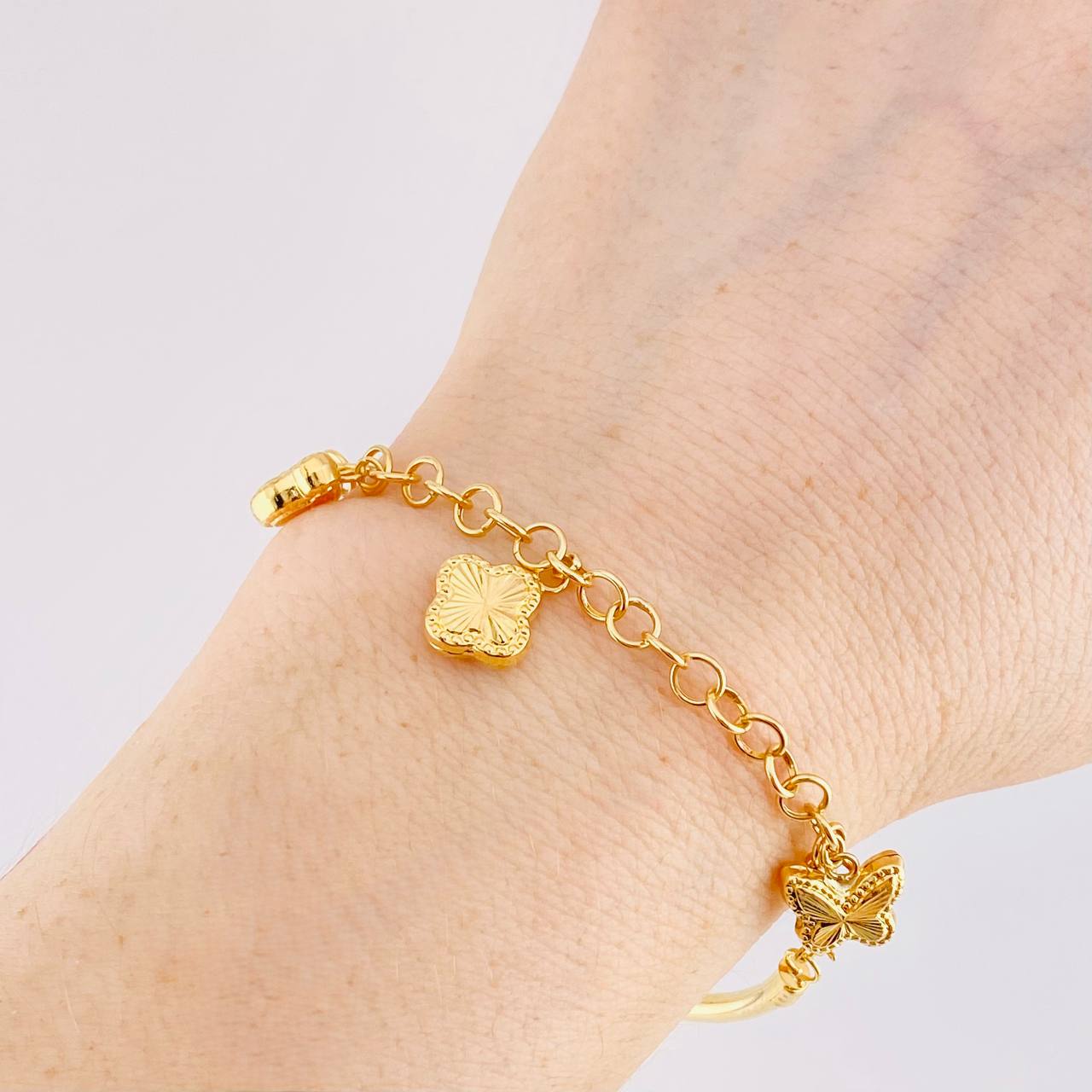 Diamond Cut Bracelet Charms 4.05g / 5 3/4 in / 2.75mm Yellow Gold 18K