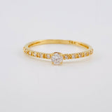 Anillo Solitario Chispa 1.65 g / T7 3/4 Oro Amarillo 18K