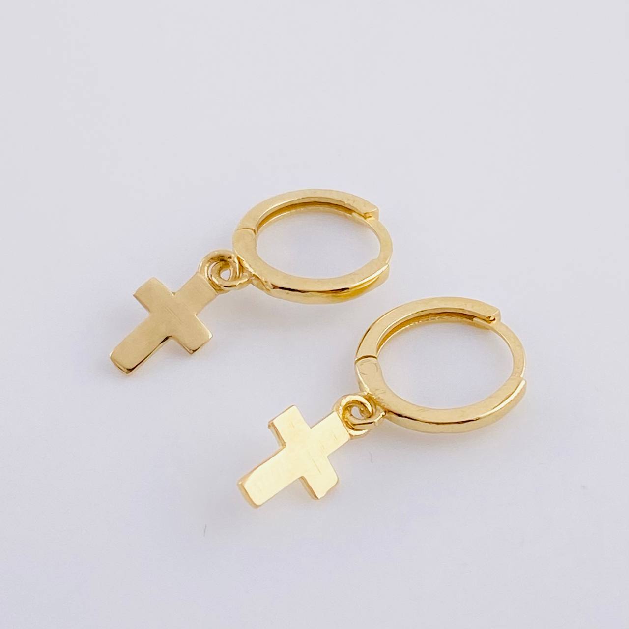 Hoop Earrings Cross 1.65 g / 1 1/4 in Yellow Gold 18K