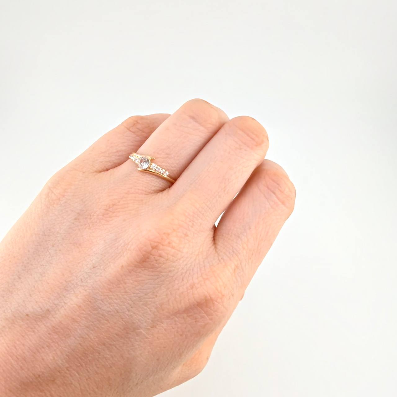 Channel Line Ring Convers 1.65 g / T7 Yellow Gold 18K