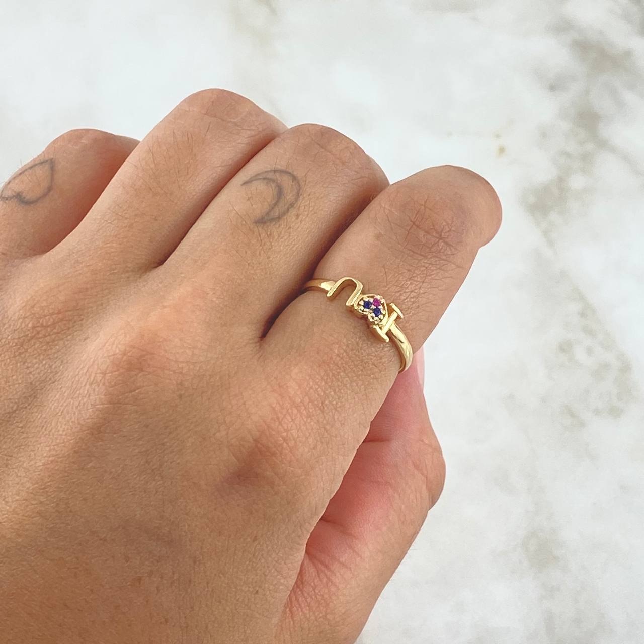 Ring I love You 1.75gr / Size 7 1/4 / Blue and Fuchsia Zircons 18K Yellow Gold *