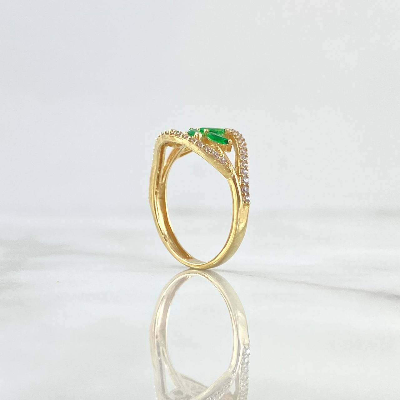 Branch Ring In Waves 2.6gr / T6 1/4 / White and Green Zircons 18K Yellow Gold