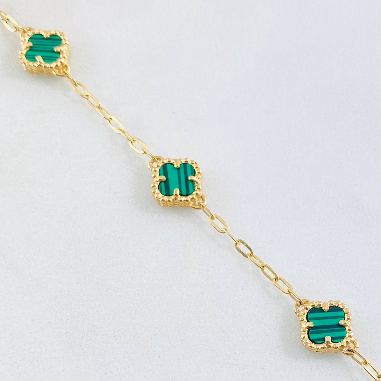 Pulso Aro seguido Trebol Malaquita Verde 4gr / 7 1/4 in / 10mm Oro Amarillo Nac.Esp. 18K
