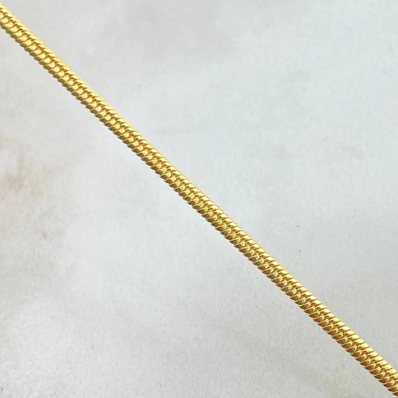 Pulso Serpiente 2.6 g / 7 1/2 in / 3.05 mm Oro Amarillo 18K