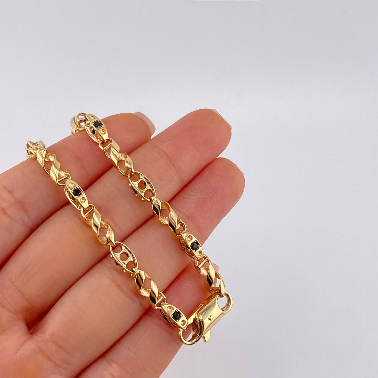 Rustic Spiral DNA Chain 43.8 g / 27 3/4 in / 4.7 mm 18K Yellow Gold