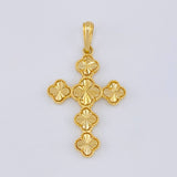 Clover Cross Pendant 4.65 g / 1 3/4 in 18K Yellow Gold
