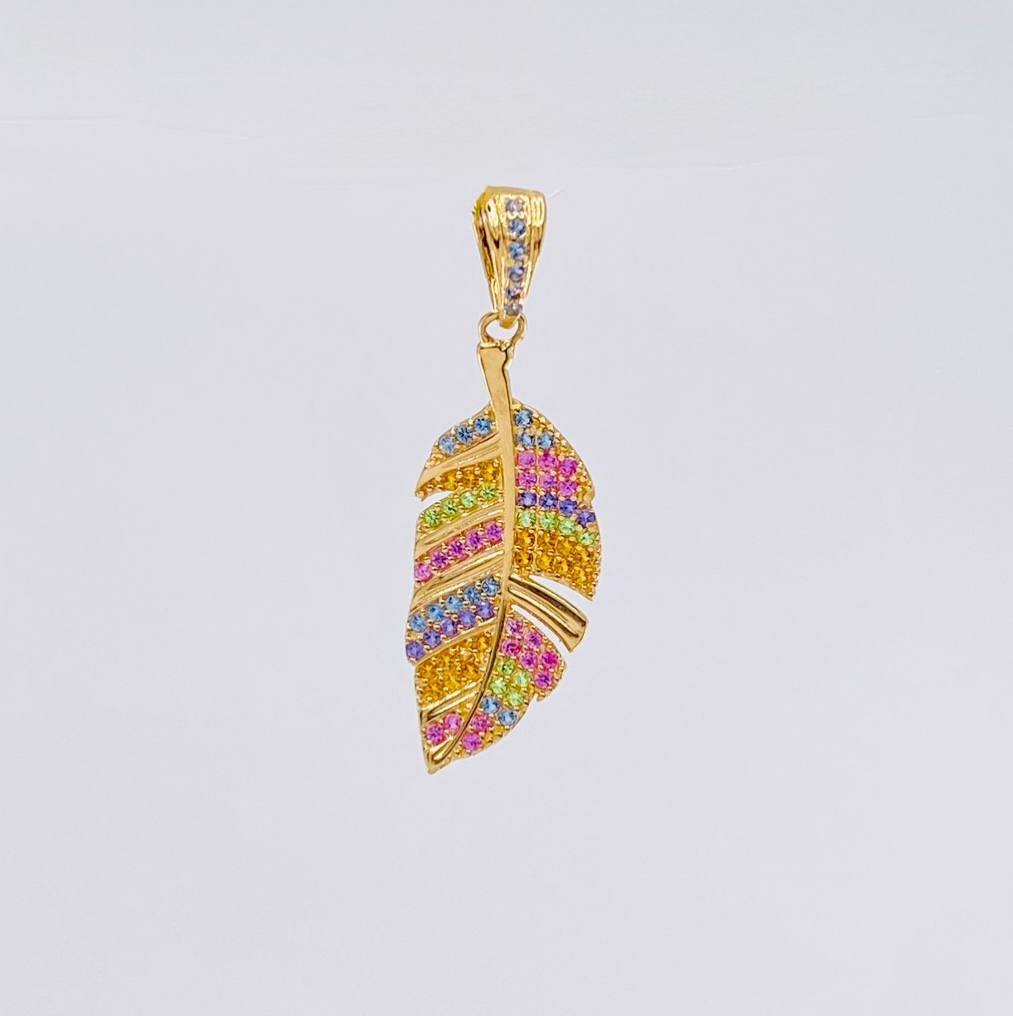 Multicolor Feather Pendant 2.15 g / 1 1/2 in 18K Yellow Gold