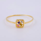 Triqui Square Ring 0.95 g / T8 18K Yellow Gold