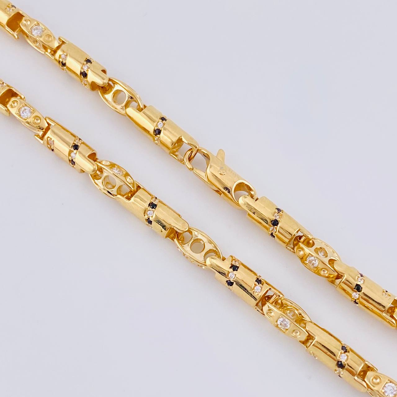 Cadena Rustica Cilindrica 53.15 g / 25 3/4 in / 4.6 mm Oro Amarillo 18K