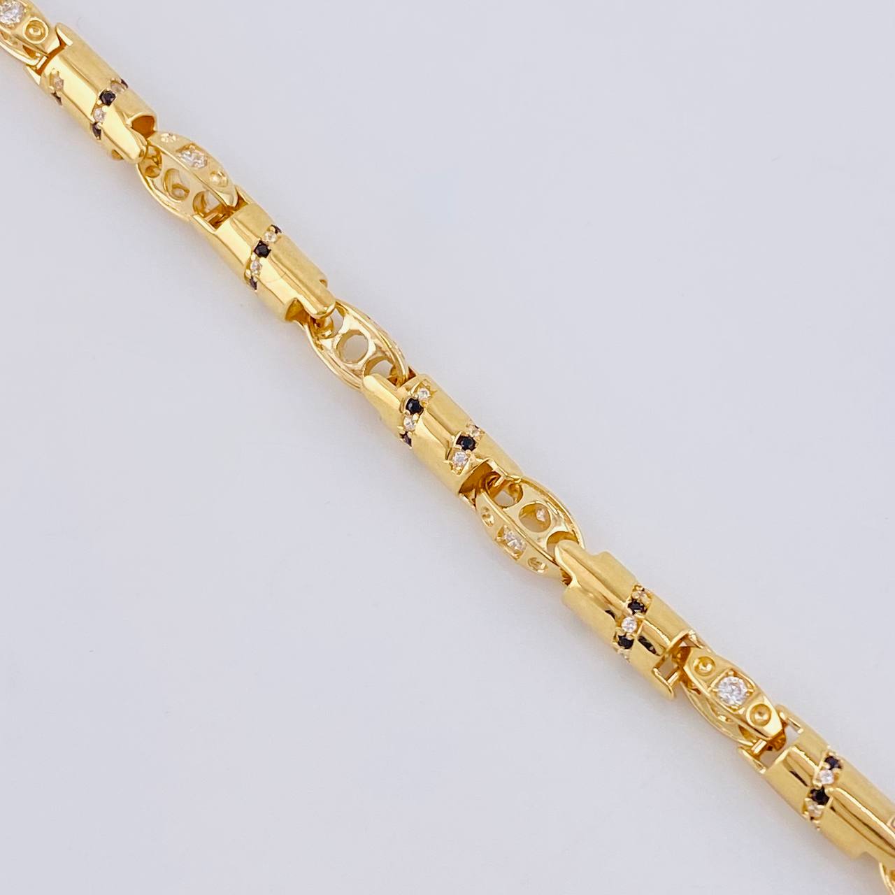 Cadena Rustica Cilindrica 53.15 g / 25 3/4 in / 4.6 mm Oro Amarillo 18K