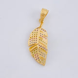 Dije Pluma Multicolor 2.4 g / 1 1/2 in Oro Amarillo 18K