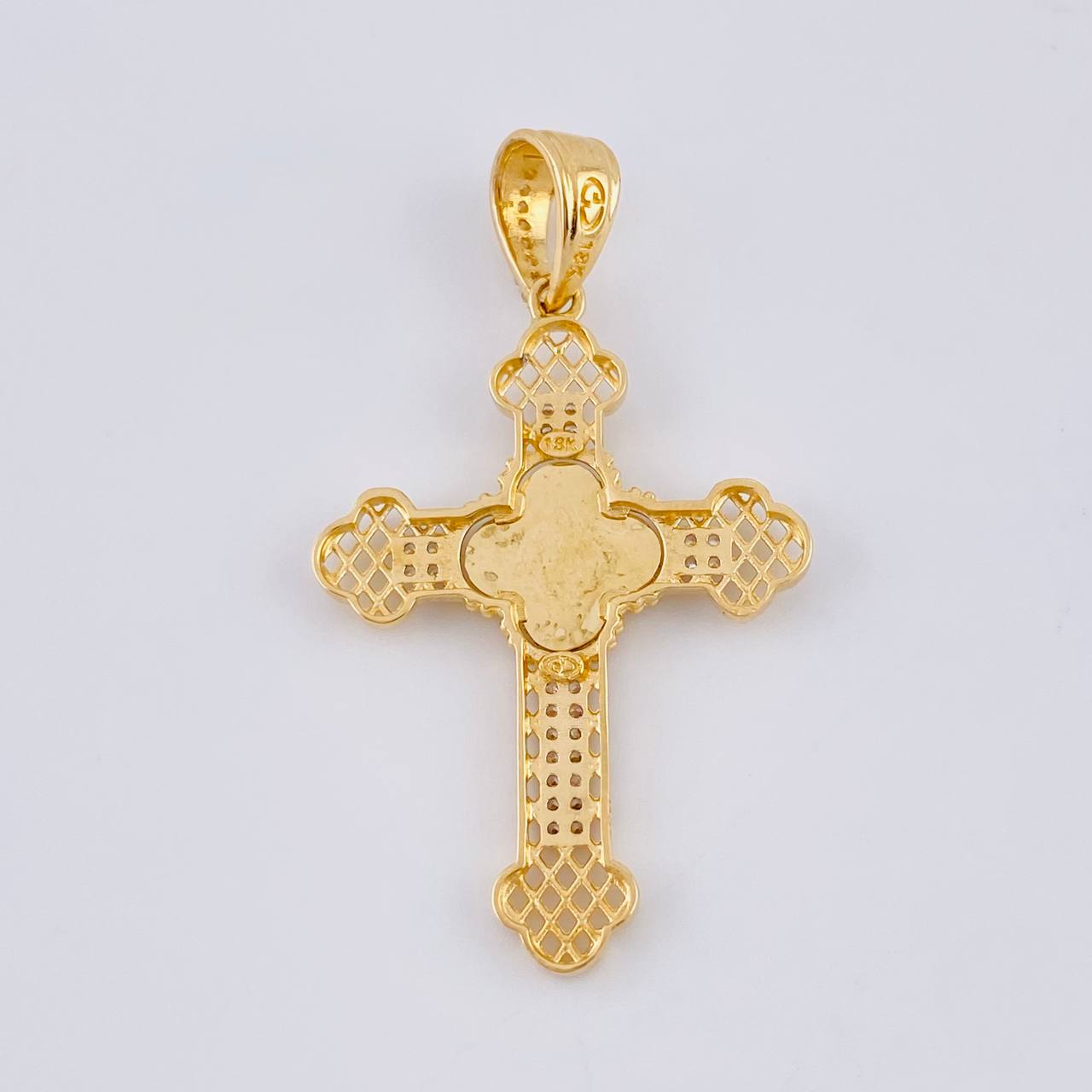 Dije Cruz Trebol Filigrama 3.7 g / 1 3/4 in Oro Amarillo 18K