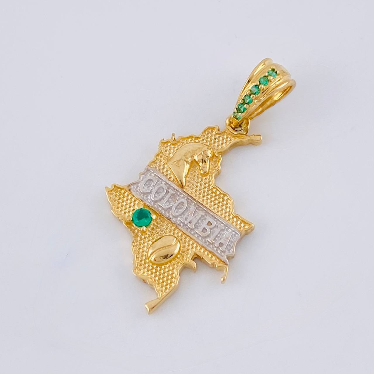 Dije Mapa De Colombia 2.35 g / 1 1/4 in Dos Oros Amarillo Blanco 18K
