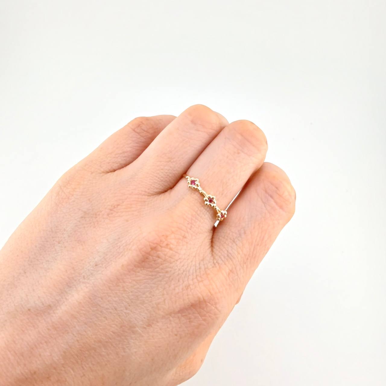 Anillo Trío Flores 1.6 g / T8 Oro Amarillo 18K