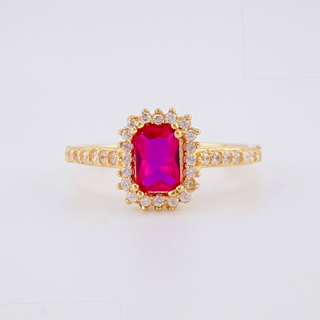 Anillo Halo Tupido 2.6g / T6 3/4 Oro Amarillo 18K