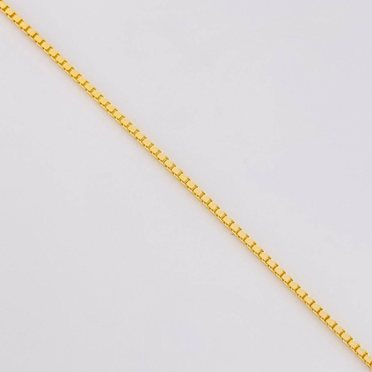 Cadena Veneciana 3.25g / 24 in / 0.8mm Oro Amarillo 18K