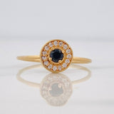 Circle Ring 1.6g / Size 7 1/4 Yellow Gold 18K